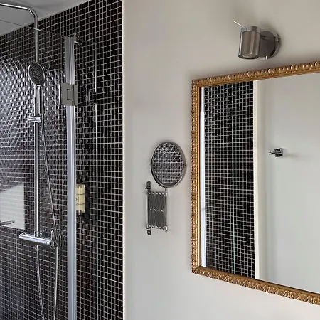 Tesouro Da Baixa By Shiadu Gasthof 4*